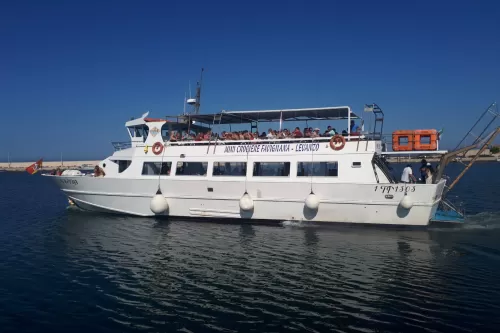 tour egadi Motonave Venus