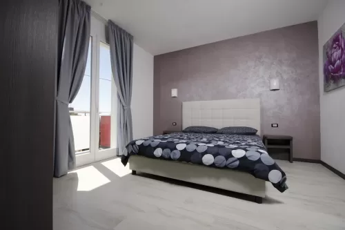 Rainbow Hotel suite