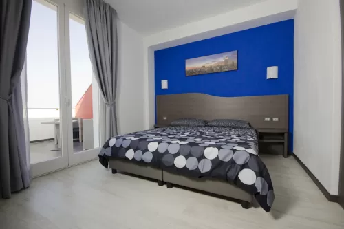 Rainbow Hotel - double sapphire room