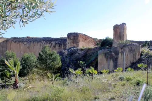 canion parco delle cave di marsala