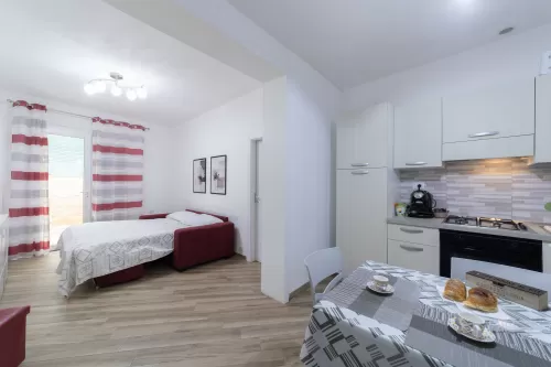 Terra d'Occidente - Two-room apartment with kitchen and sofa bed